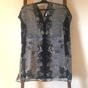 Sheer Flowered V-neck Top